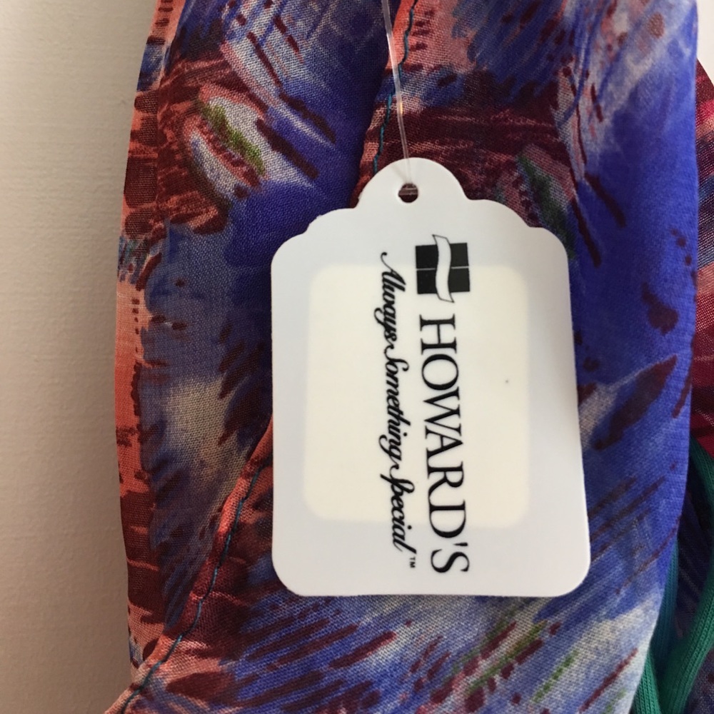 New Infinity Scarf - Picture 4 of 5